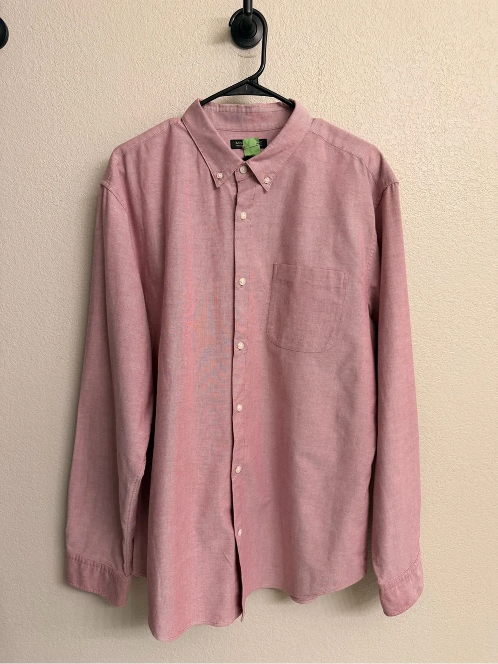 Banana Republic Men's Button-Down Shirt in Dusty Pink Grant Fit Size XL